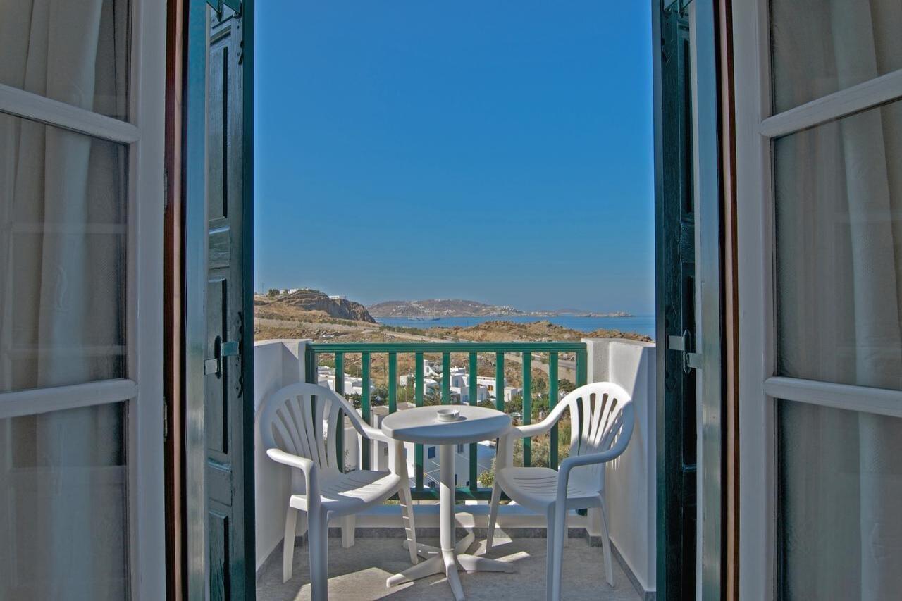 Alex Hotel Tourlos Exterior photo